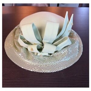 Vintage Ben Marc‎ International Straw Fascinator Hat Green Sequin Removable Top